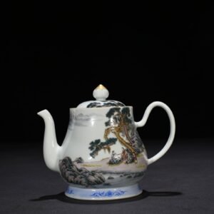 Qing Dyansty Qianlong Enamel Taoist figure pot