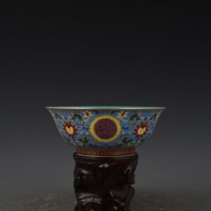 Qing Dynasty Qianlong porcelain body enamel bowl