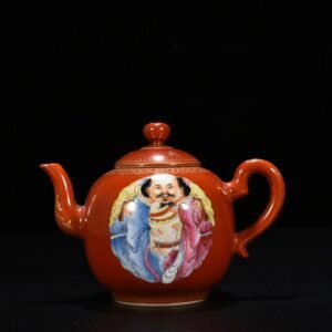 Qing Dynasty Qianlong alum-red ground and a group of harmonious pots