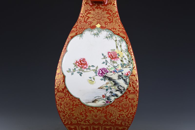 Qing Dynasty Qianlong alum red gold-consecrated enamel flower-and-bird square vase with ears