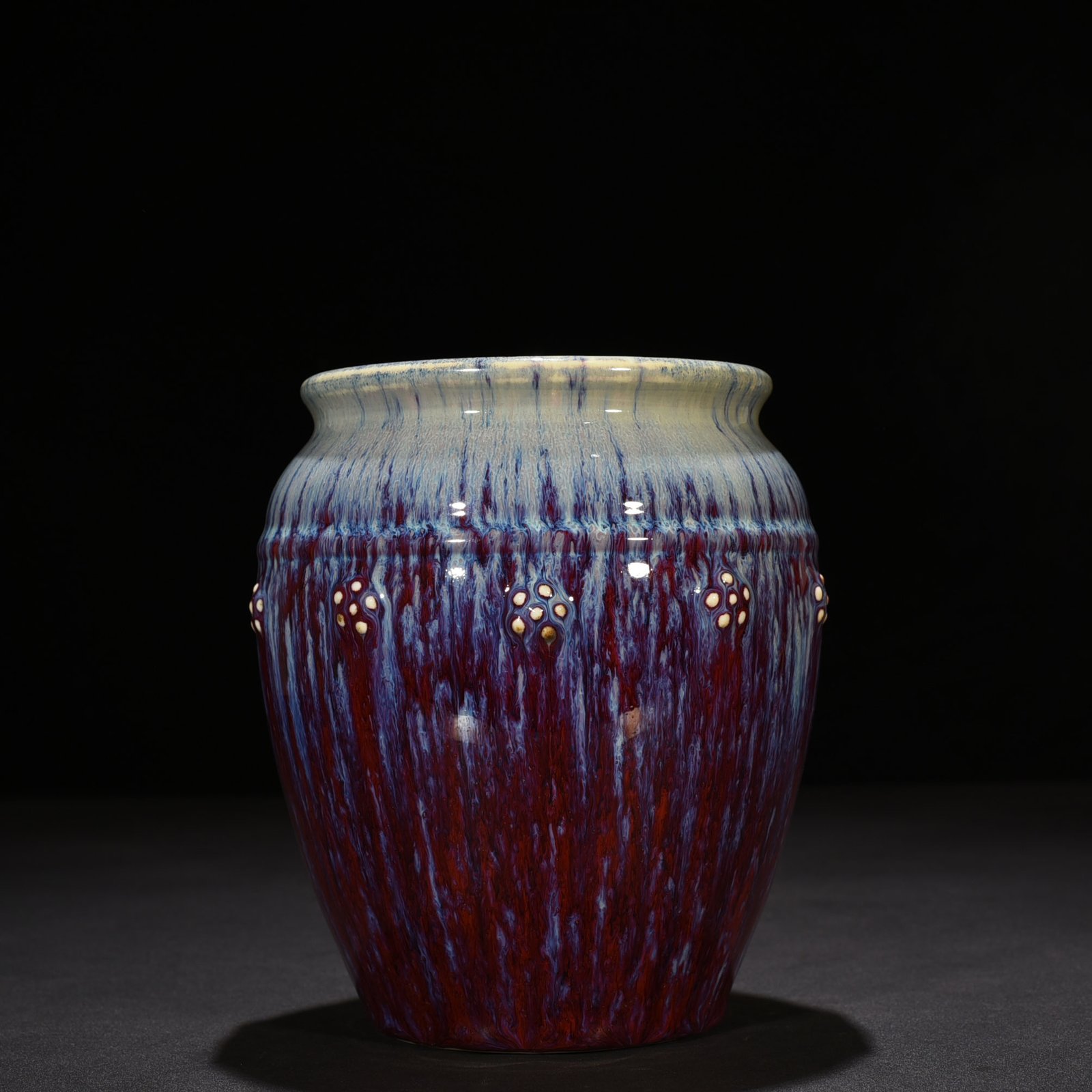Qing Dynasty Qianlong Festival Red Yaobian Glazed Plastic Plum Blossom