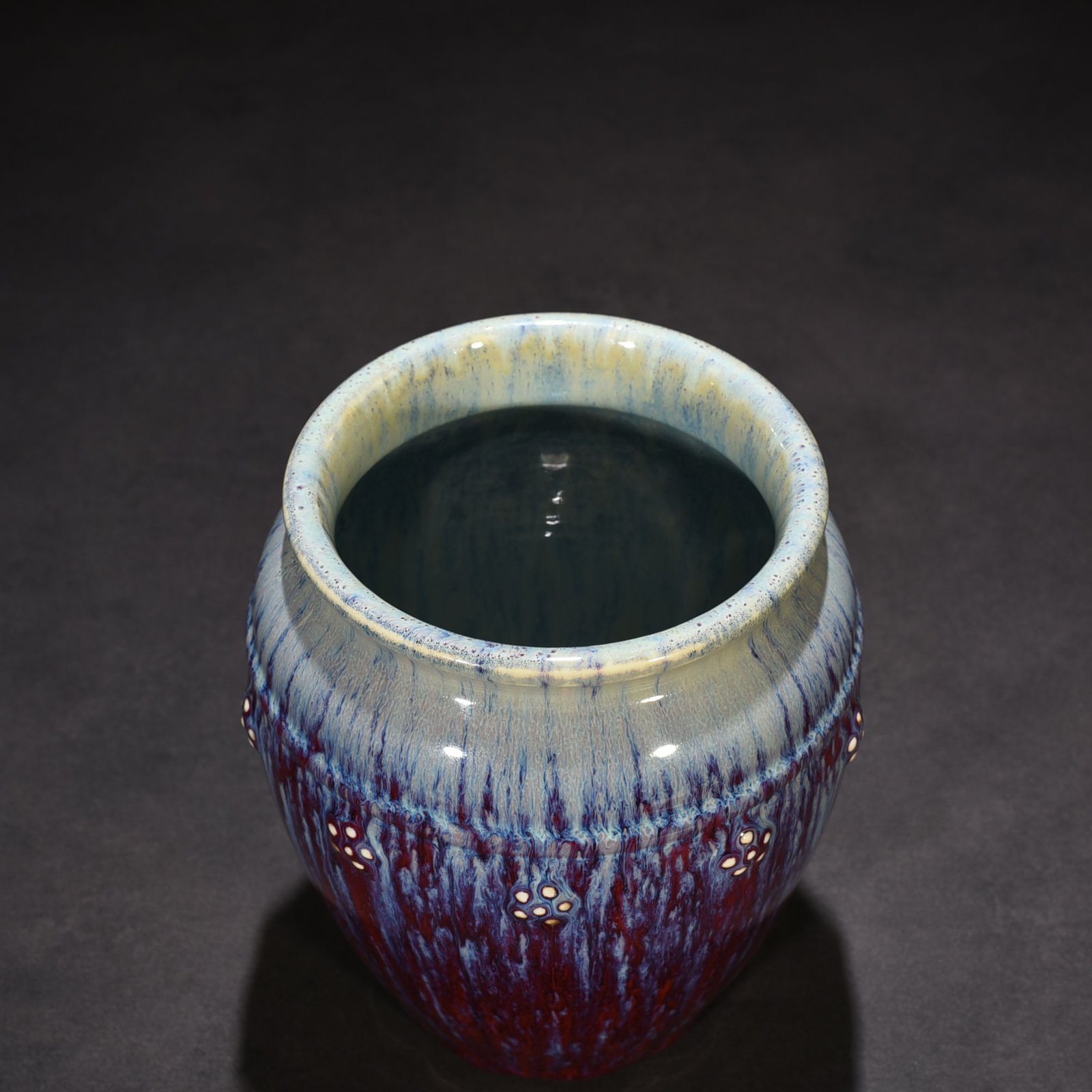 Qing Dynasty Qianlong Festival Red Yaobian Glazed Plastic Plum Blossom