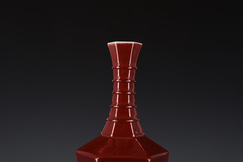 Qing Dynasty Qianlong sacrifice red glaze six-square pure bottle