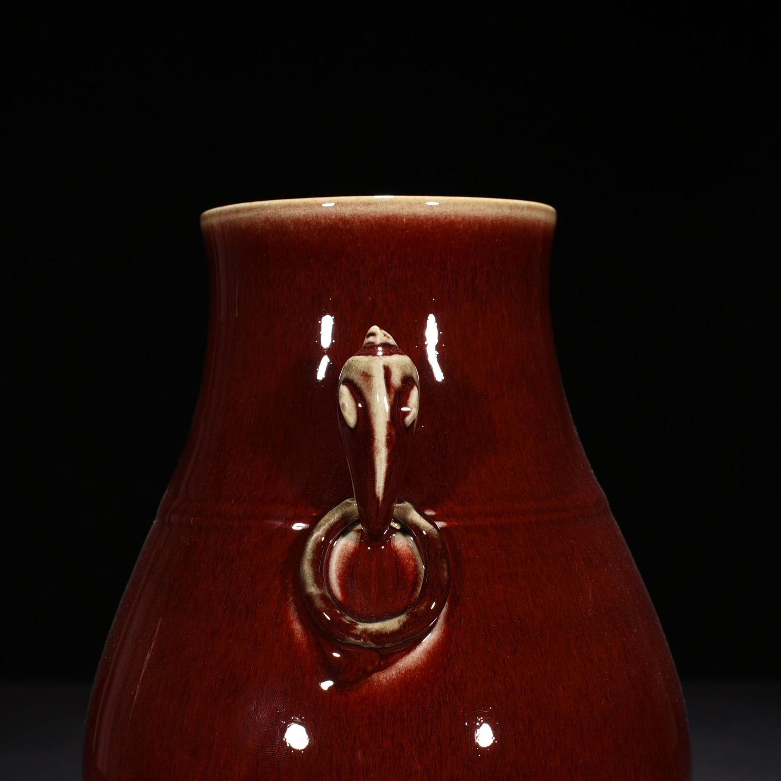 Qing Dynasty Qianlong Festival red glaze double-eared amphora