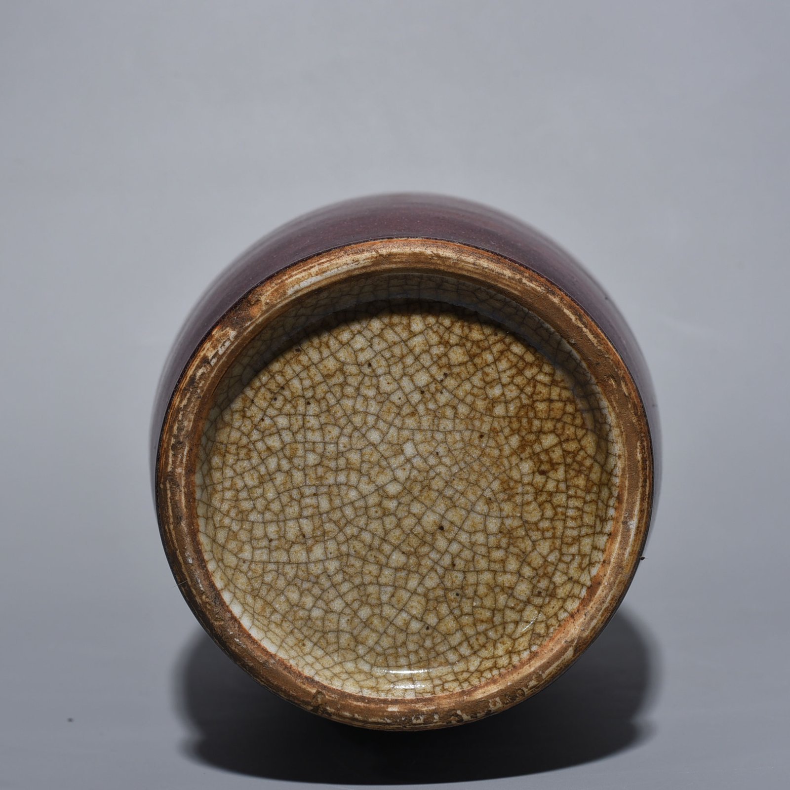 Qing Dynasty Qianlong memorial red glaze vase