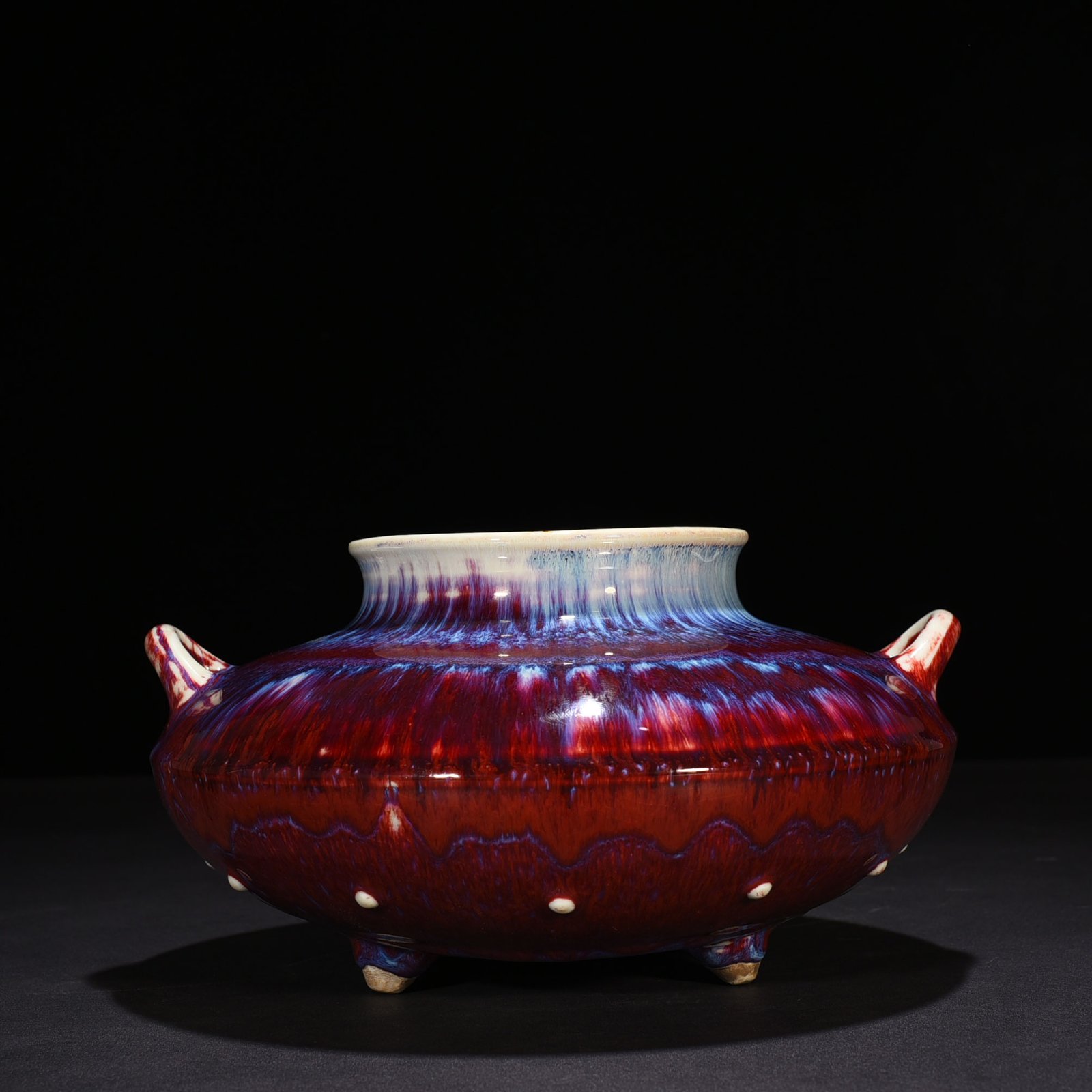 Qing Dynasty Qianlong sacrifice red glaze kiln-glazed fish basket statue