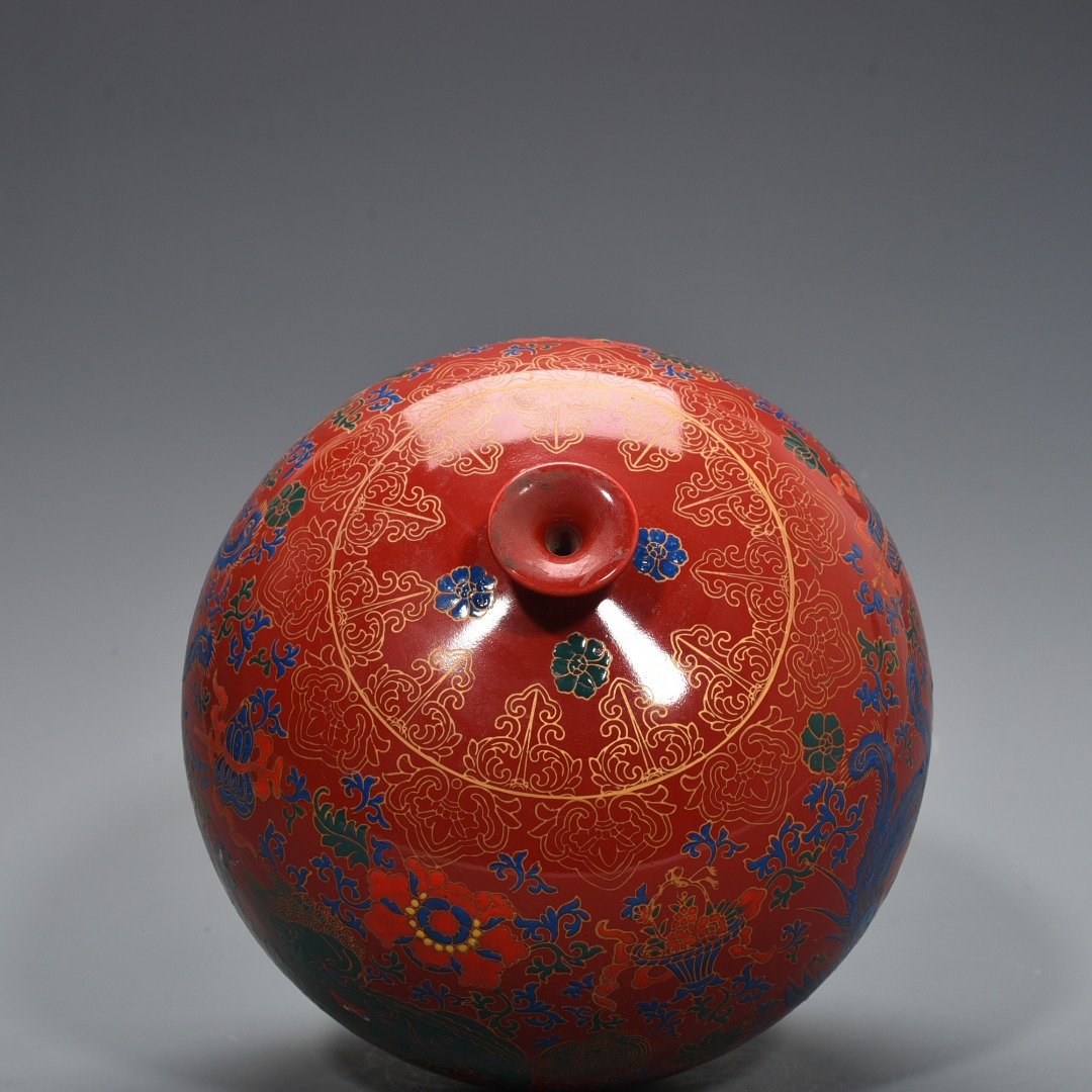 Qing Dynasty Qianlong Festival red glaze pastel unicorn pattern apple statue