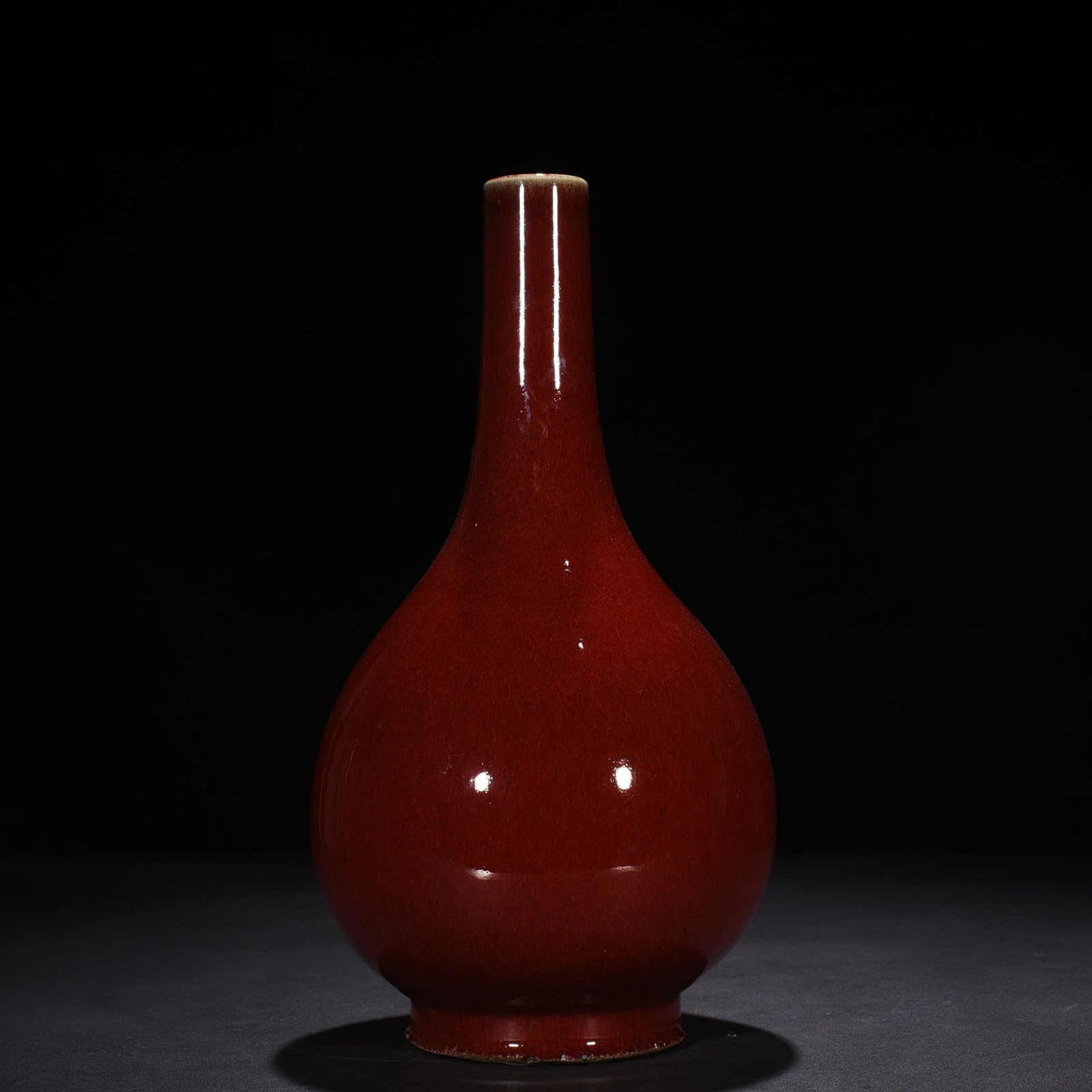 Qing Dynasty Qianlong period of the Red-glazed bile vase