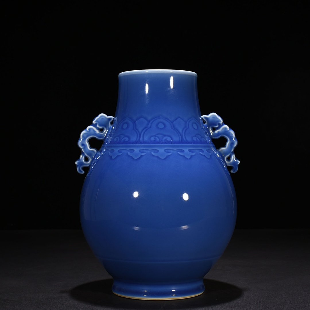Qing Dynasty Qianlong Festival Blue Glazed Double-Eared Zun