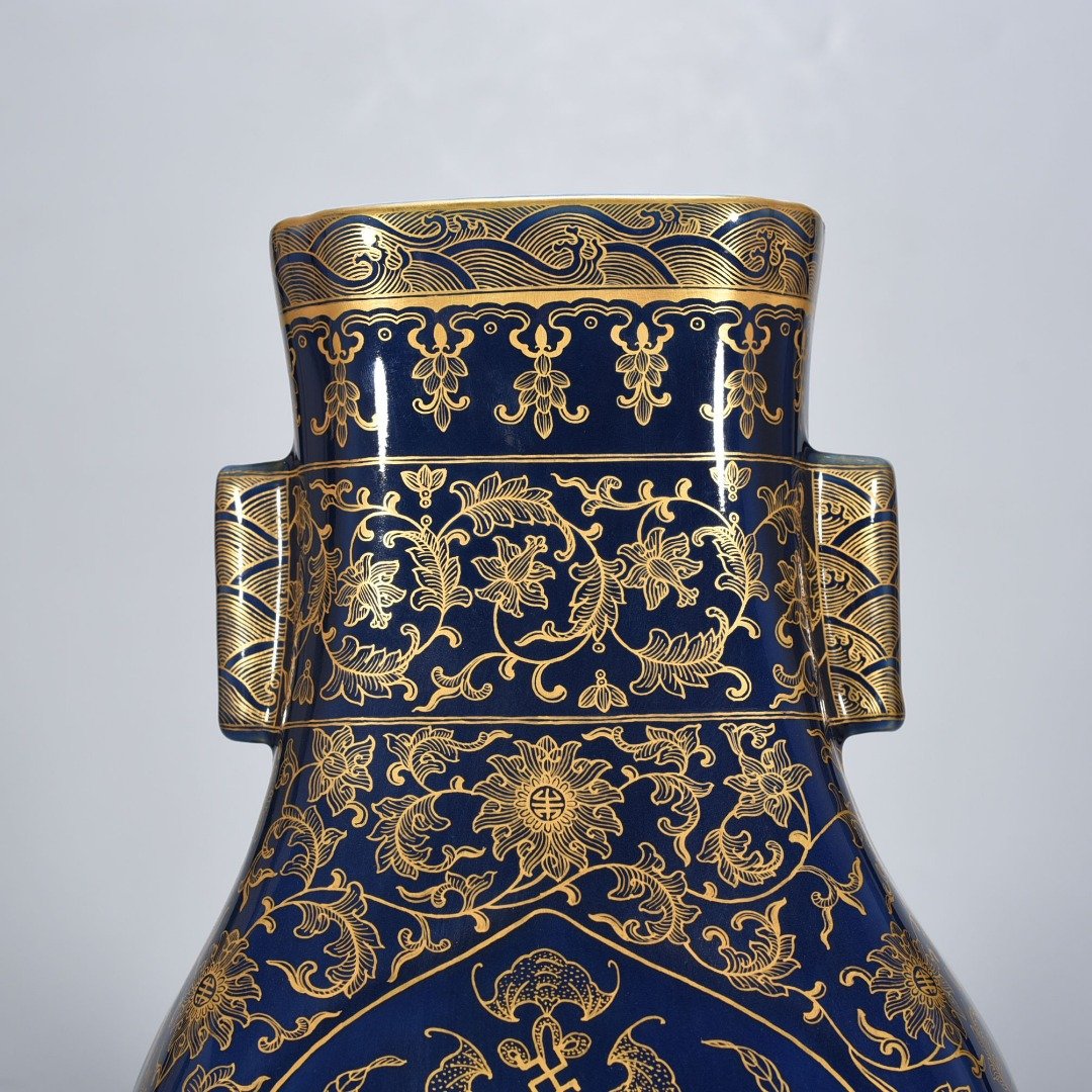 Qing Dynasty Qianlong Festival blue-glazed gold-painted five-blessing holder apricot round ears square vase