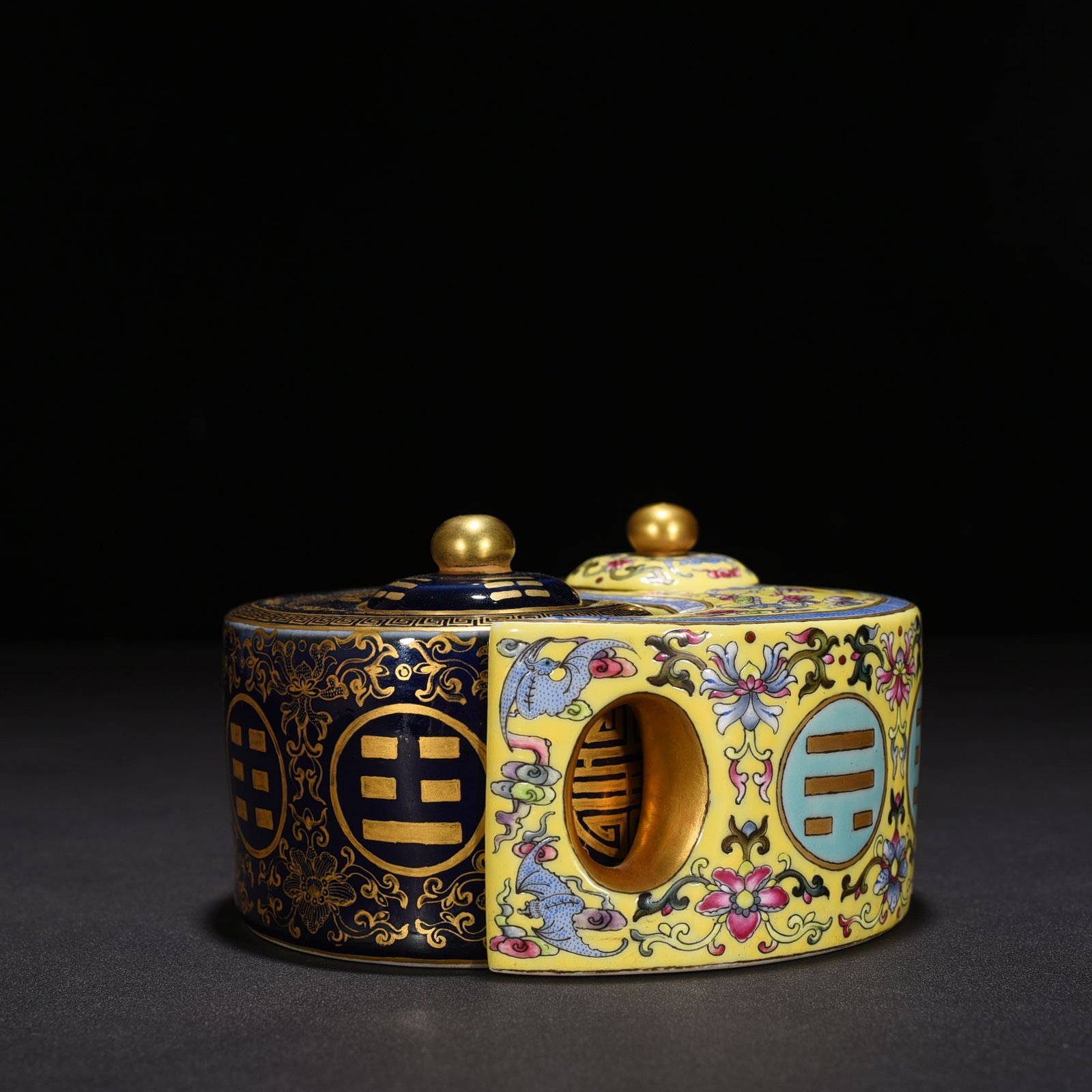 Qing Dynasty Qianlong Festival Blue Glazed Bagua Pot with Golden Fortune