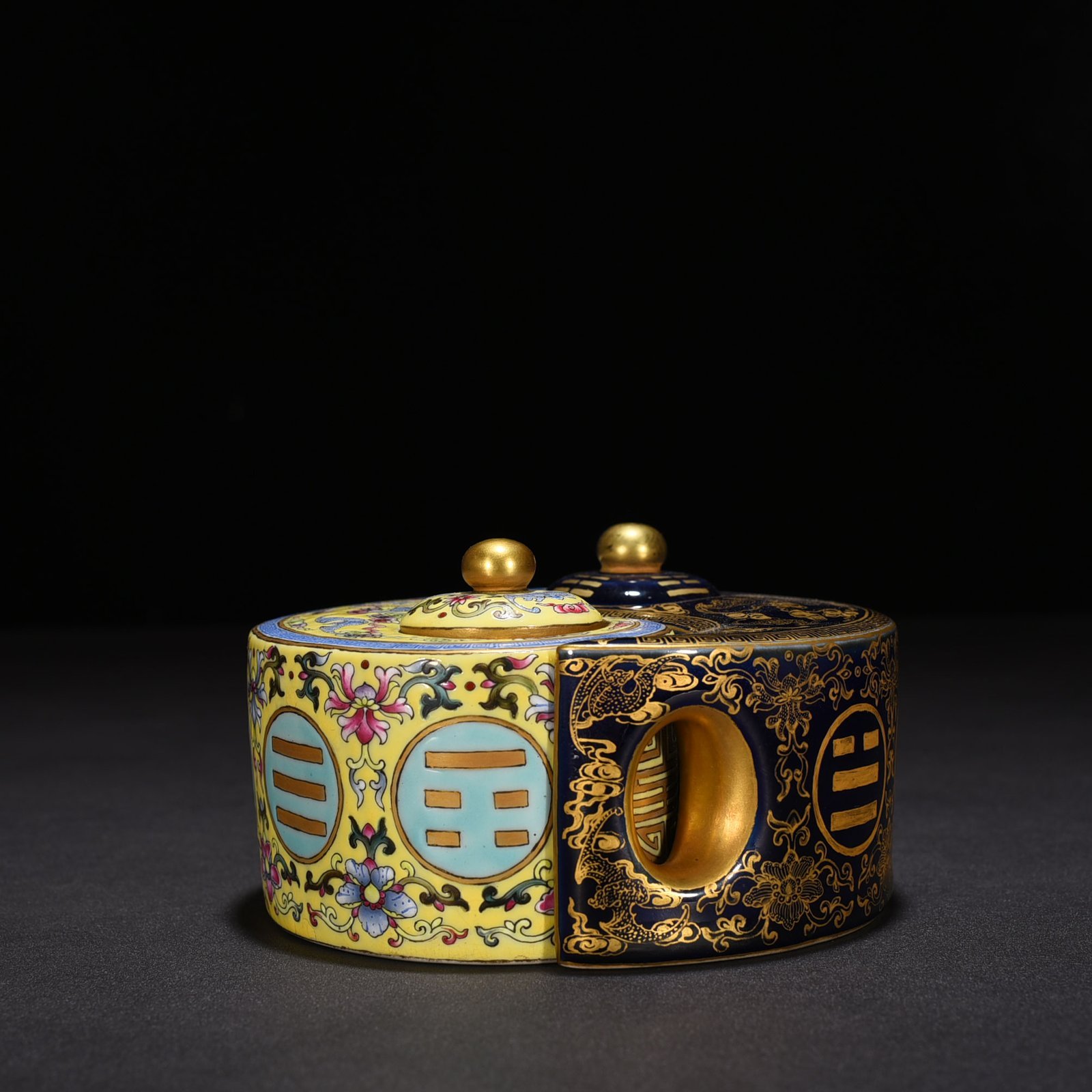 Qing Dynasty Qianlong Festival Blue Glazed Bagua Pot with Golden Fortune