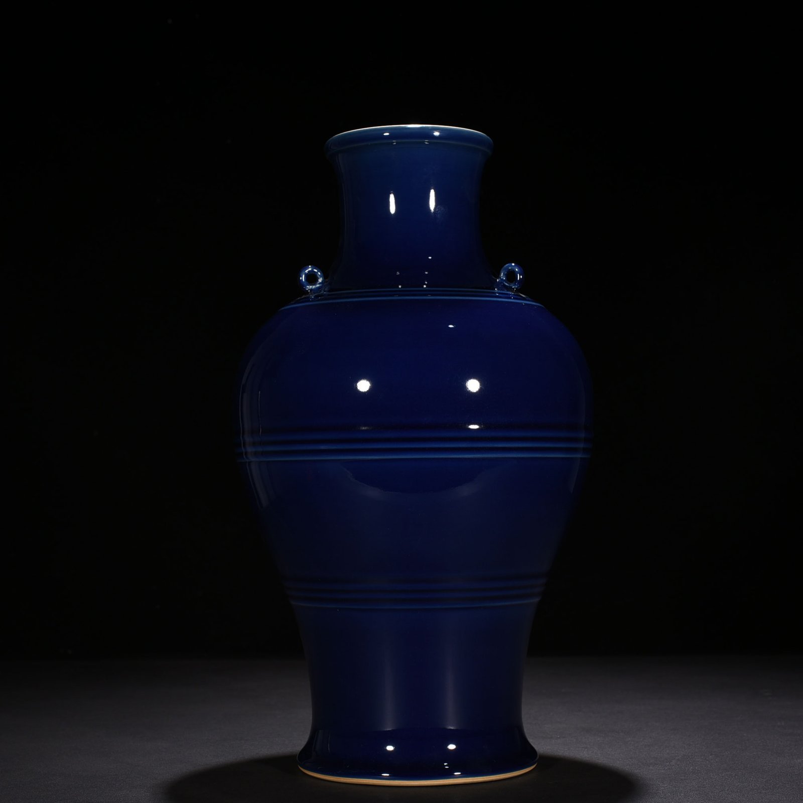 Qing Dynasty Qianlong Festival Blue Glaze Three Series Zun