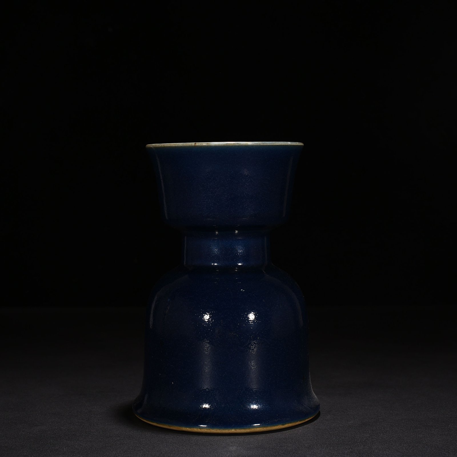 Qing Dynasty Qianlong Festival Blue Glaze Candle Holder