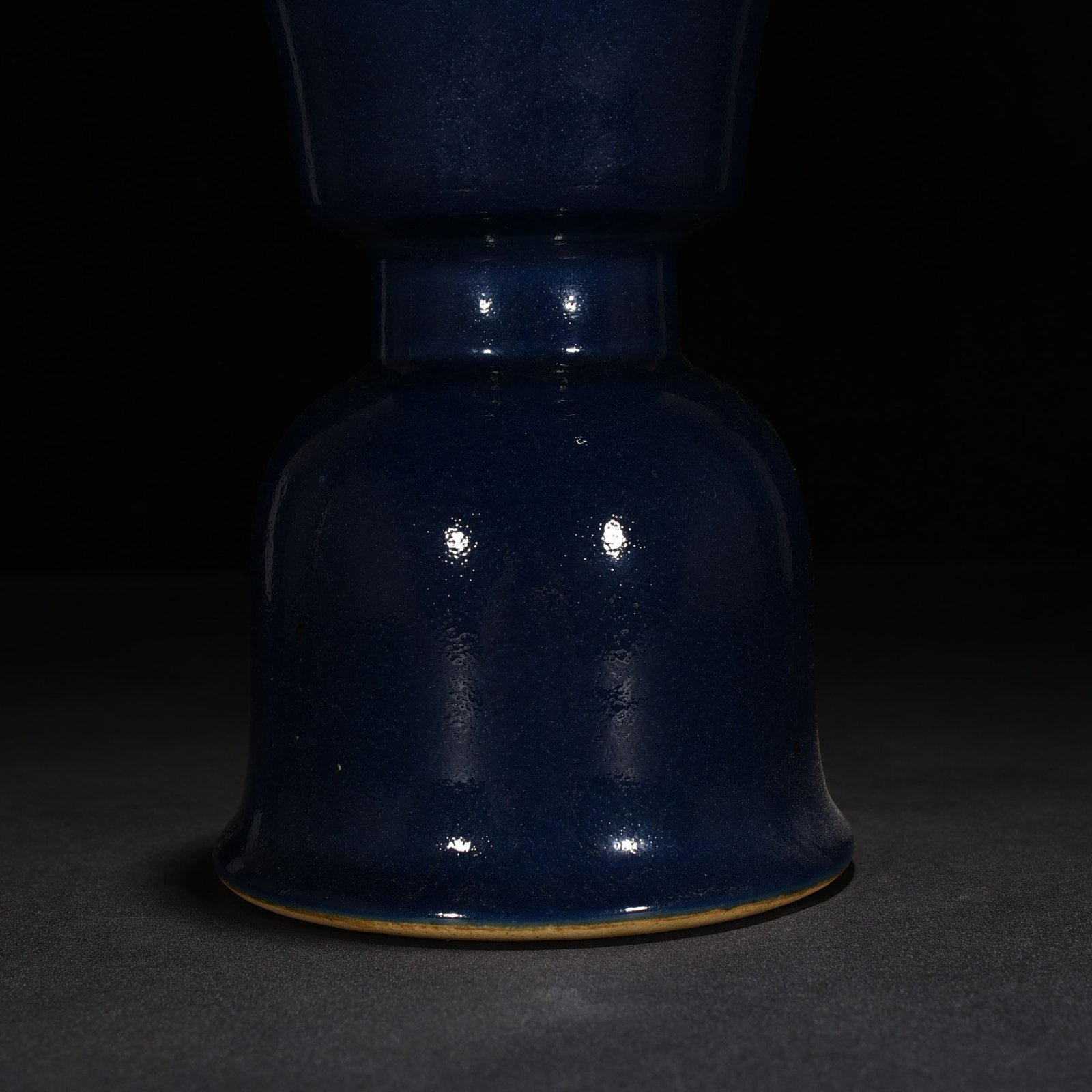 Qing Dynasty Qianlong Festival Blue Glaze Candle Holder