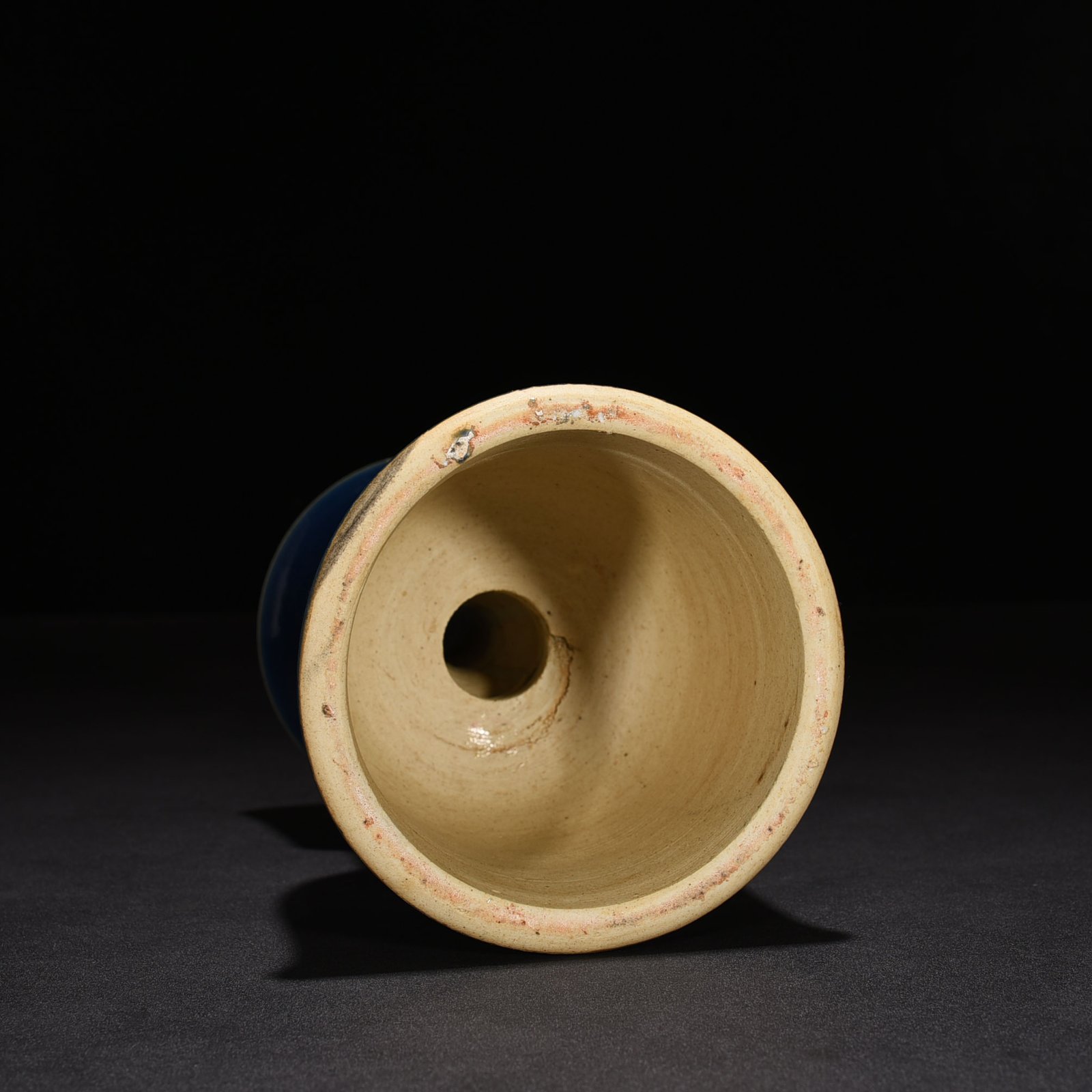 Qing Dynasty Qianlong Festival Blue Glaze Candle Holder