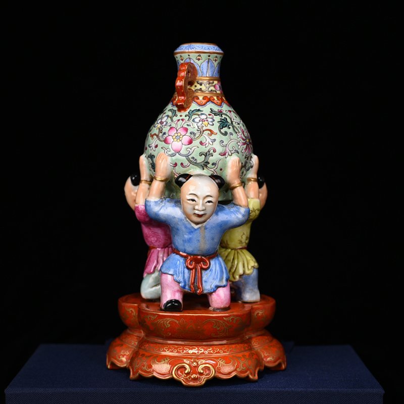 Qing Dynasty Qianlong pastel three sons longevity vase
