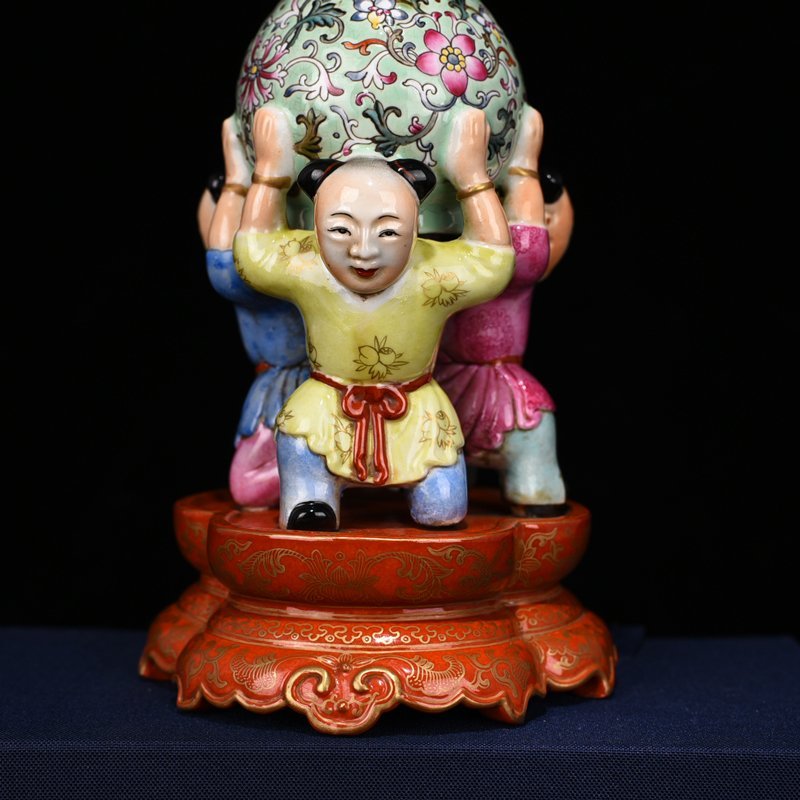 Qing Dynasty Qianlong pastel three sons longevity vase