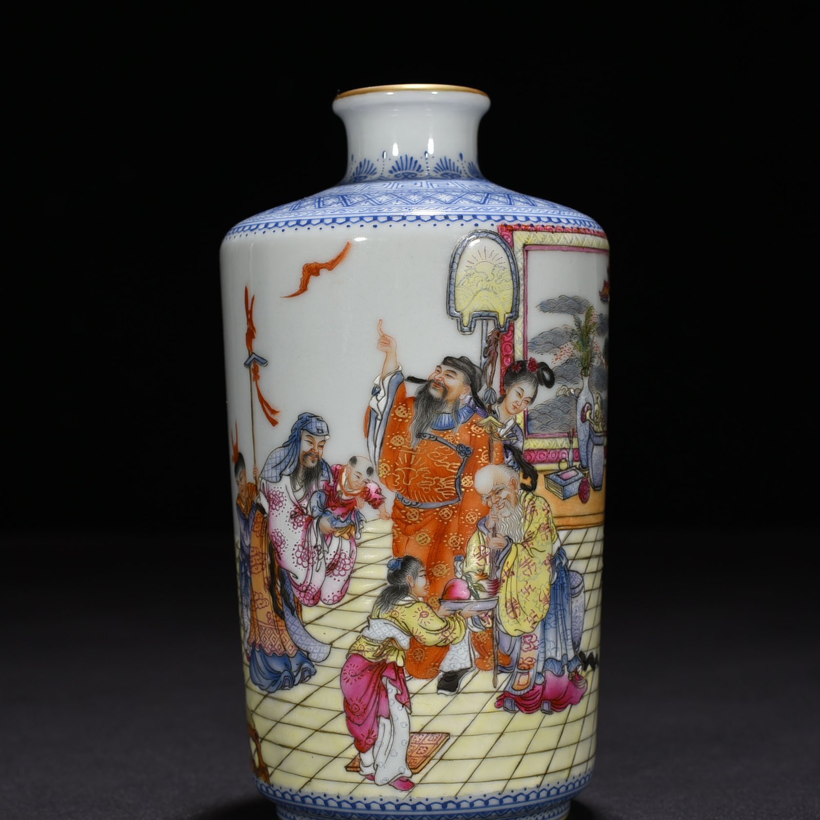 Qing Dynasty Qianlong pastel three-star high-photo figure vase
