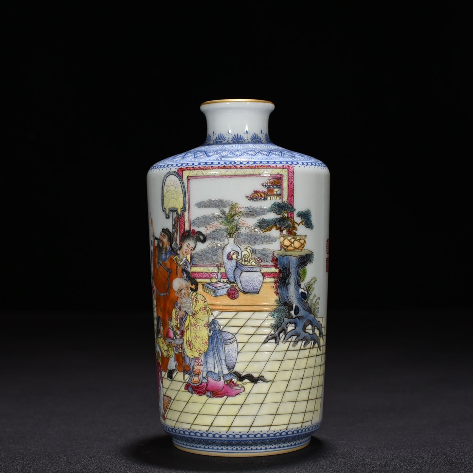 Qing Dynasty Qianlong pastel three-star high-photo figure vase