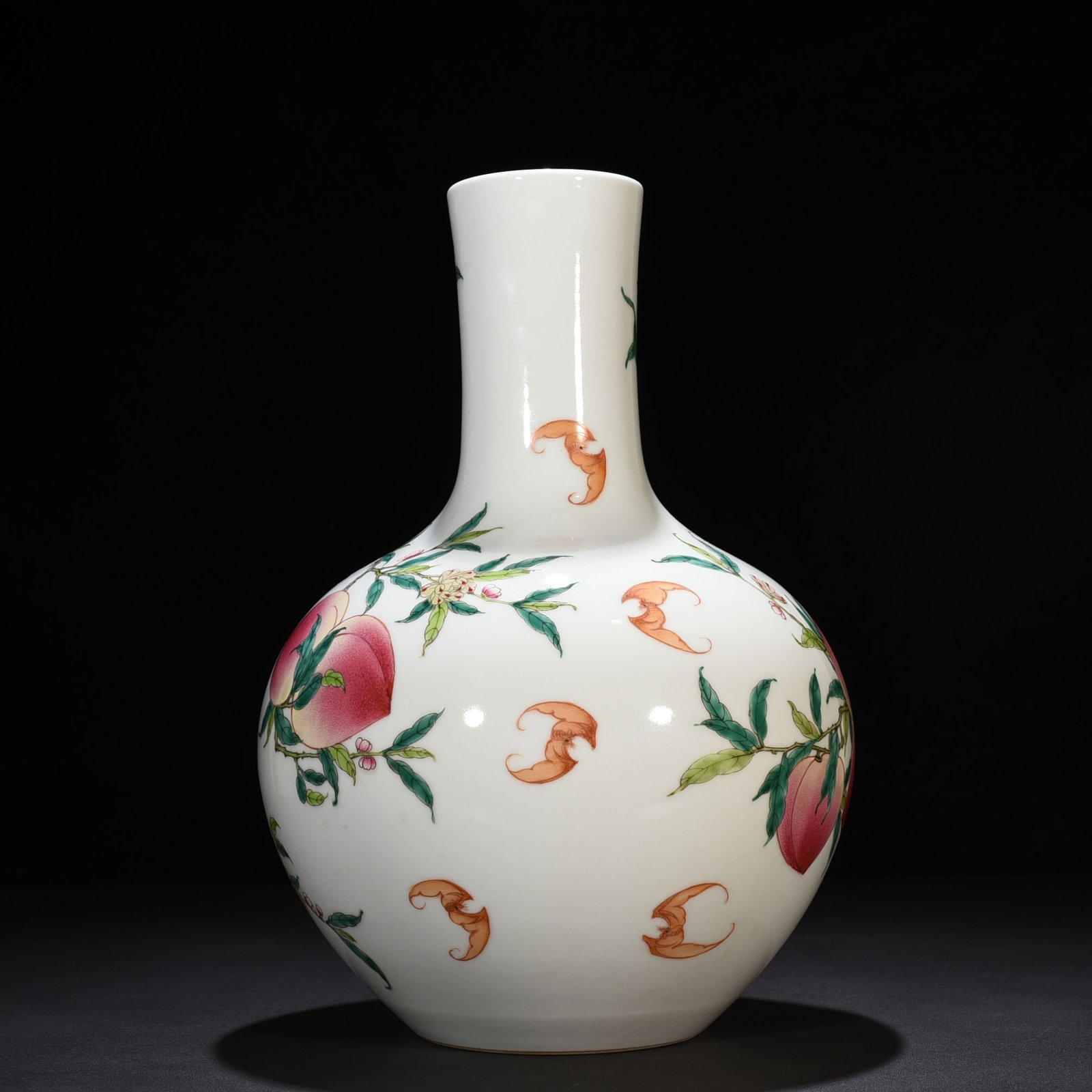 Qing Dynasty Qianlong pastel five blessings and nine peach pattern celestial sphere vase