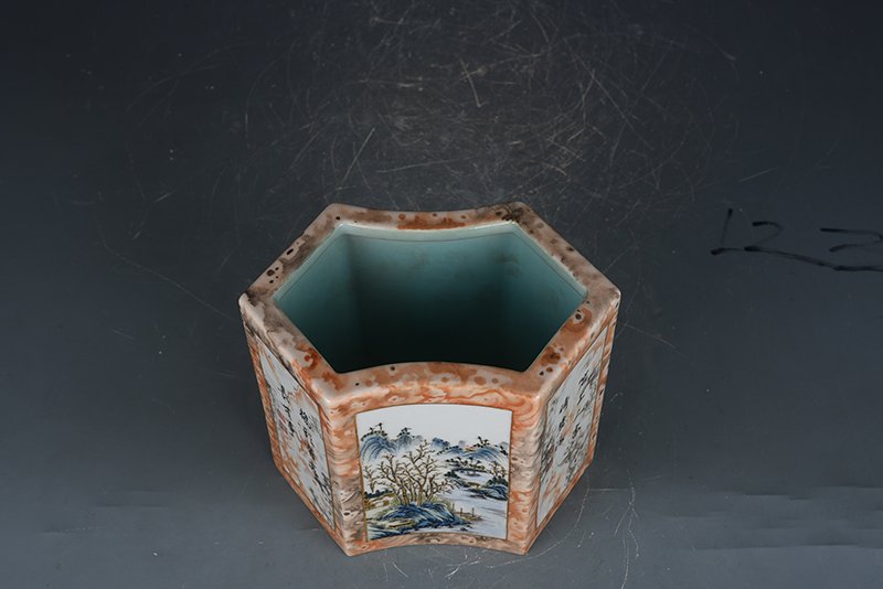 Qing Dynasty Qianlong pastel imitation stone pattern consecrated landscape poetry pen holder