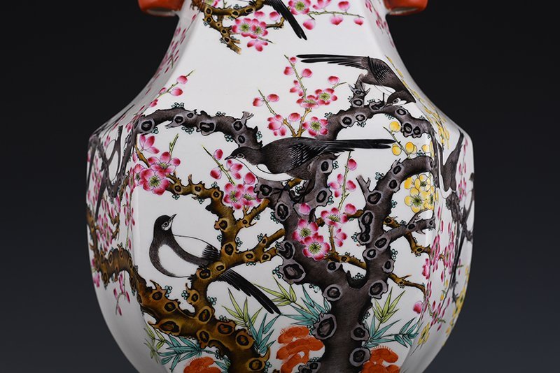 Qing Dynasty Qianlong pastel twelve magpies announcing spring with ears square vase