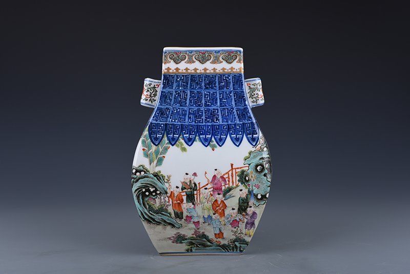 Qing Dynasty Qianlong pastel square pot with baby’s play pattern