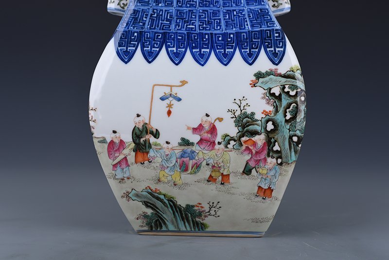 Qing Dynasty Qianlong pastel square pot with baby’s play pattern