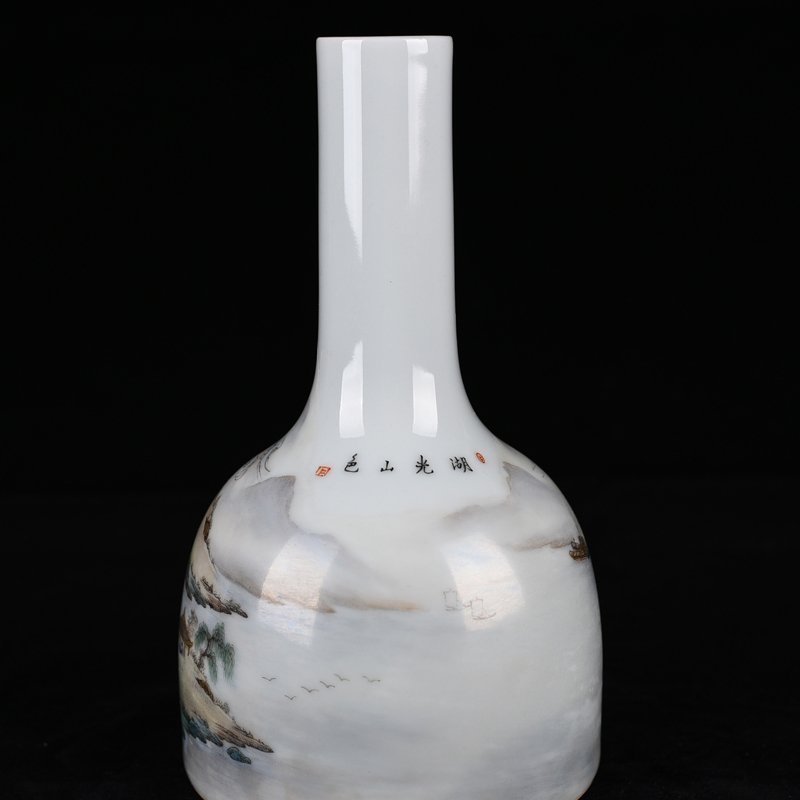 Qing Dynasty Qianlong pastel landscape figure pavilion rattle bell vase