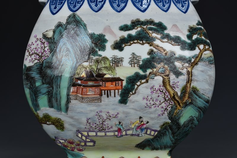 Qing Dynasty Qianlong pastel landscape and figure pattern square vase