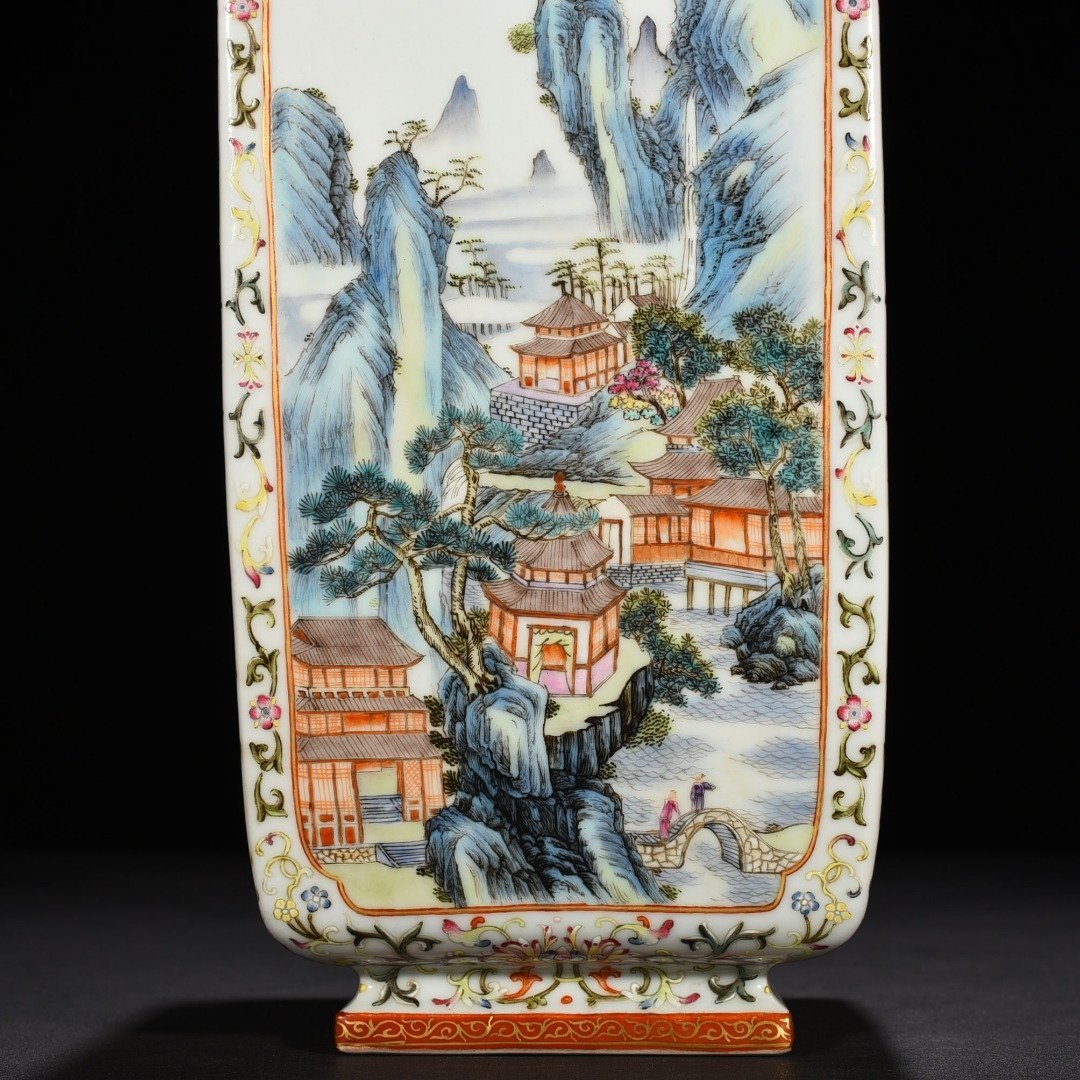 Qing Dynasty Qianlong pastel landscape verse pattern square vase