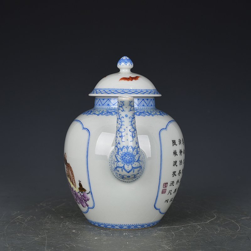 Qing Dynasty Qianlong pastel consecrated dragon-subduing Arhat pattern pot