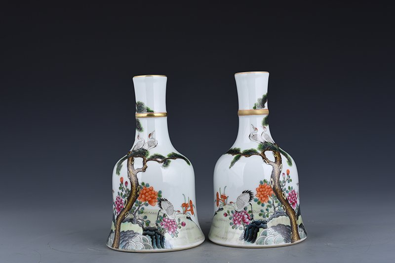Qing Dynasty Qianlong pastel pine and crane ringing bells for longevity