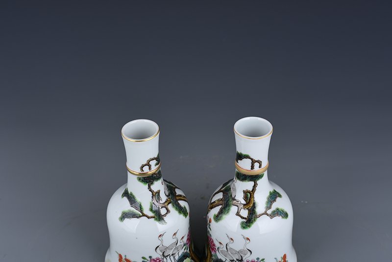 Qing Dynasty Qianlong pastel pine and crane ringing bells for longevity