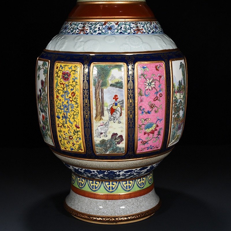 Qing Dynasty Qianlong Pastel Porcelain King and Mother