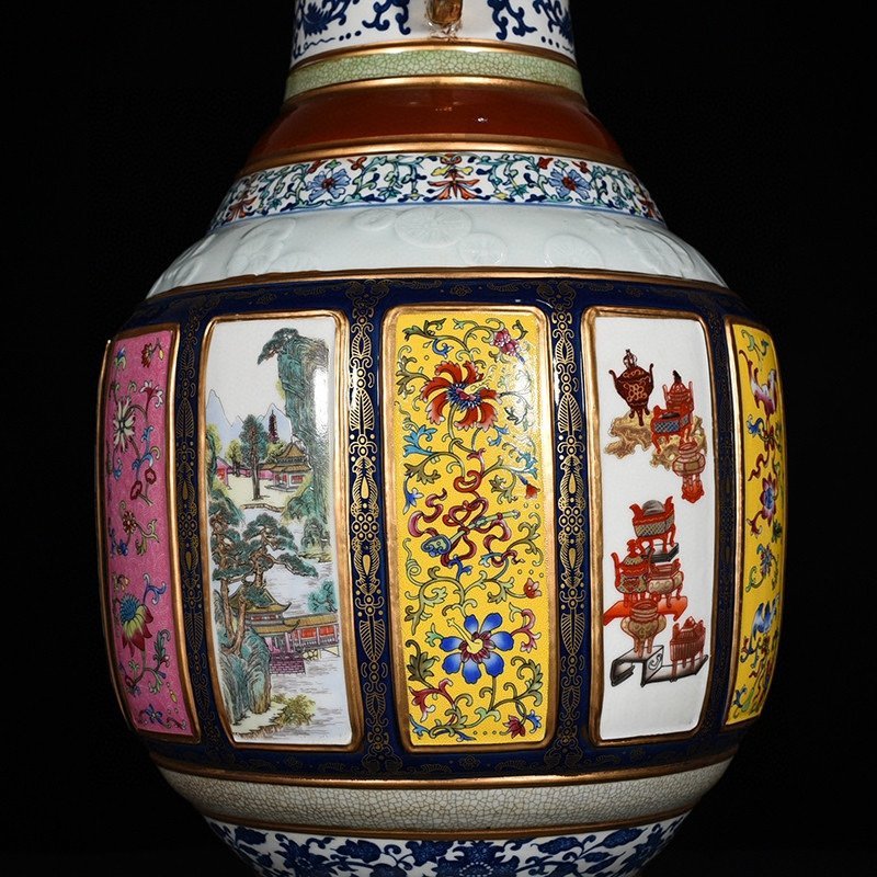 Qing Dynasty Qianlong Pastel Porcelain King and Mother