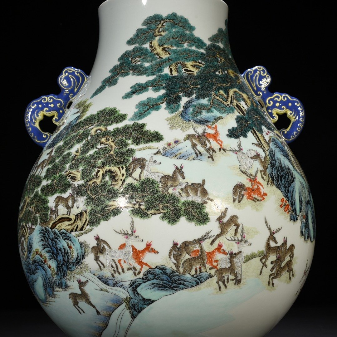 Qing Dynasty Qianlong Pastel Hundred Deer Zun