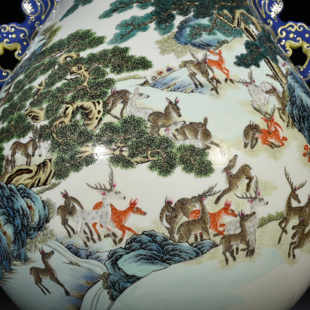 Qing Dynasty Qianlong Pastel Hundred Deer Zun