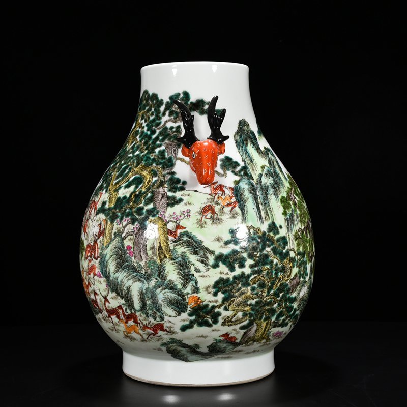 Qing Dynasty Qianlong Pastel Hundred Deer Zun Deer Head Zun