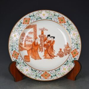 Qing Dynasty Qianlong famille rose alum red gilt plate with character and story patterns