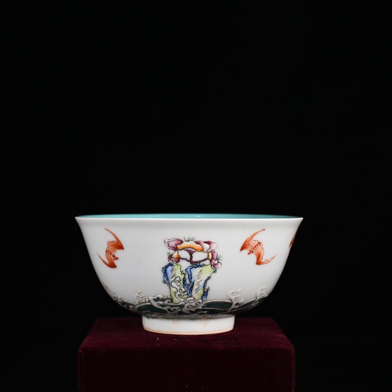 Qing Dynasty Qianlong Pastel Fushan Shouhai Pattern Bowl