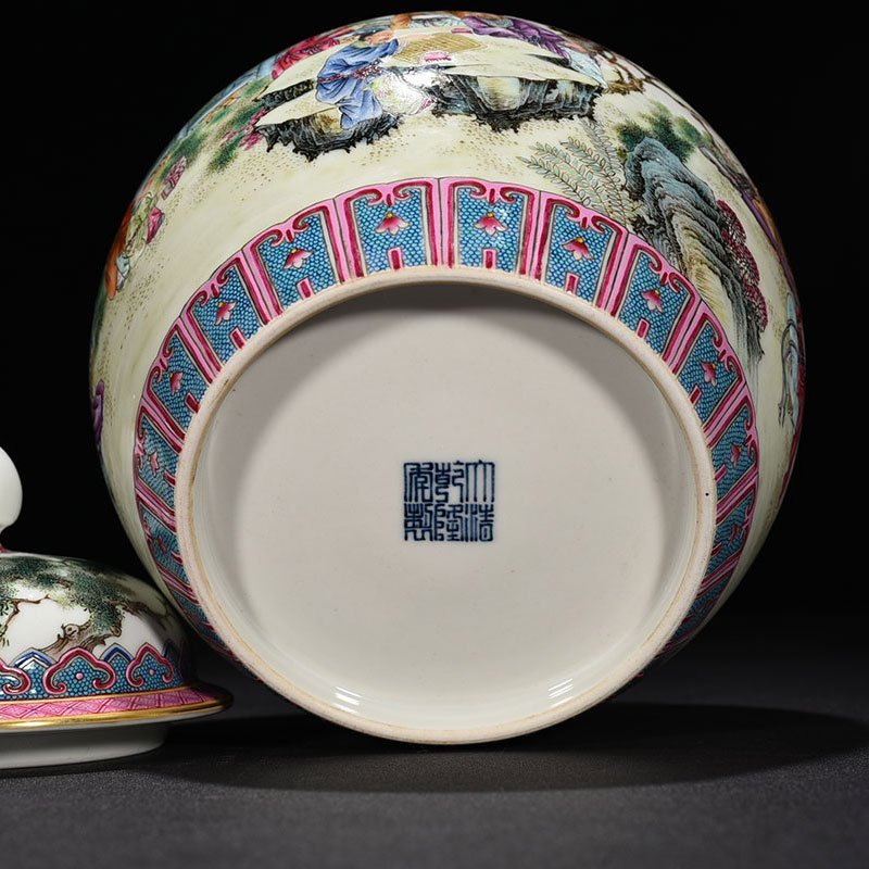 Qing Dynasty Qianlong pastel bamboo forest seven sage figures covered jar