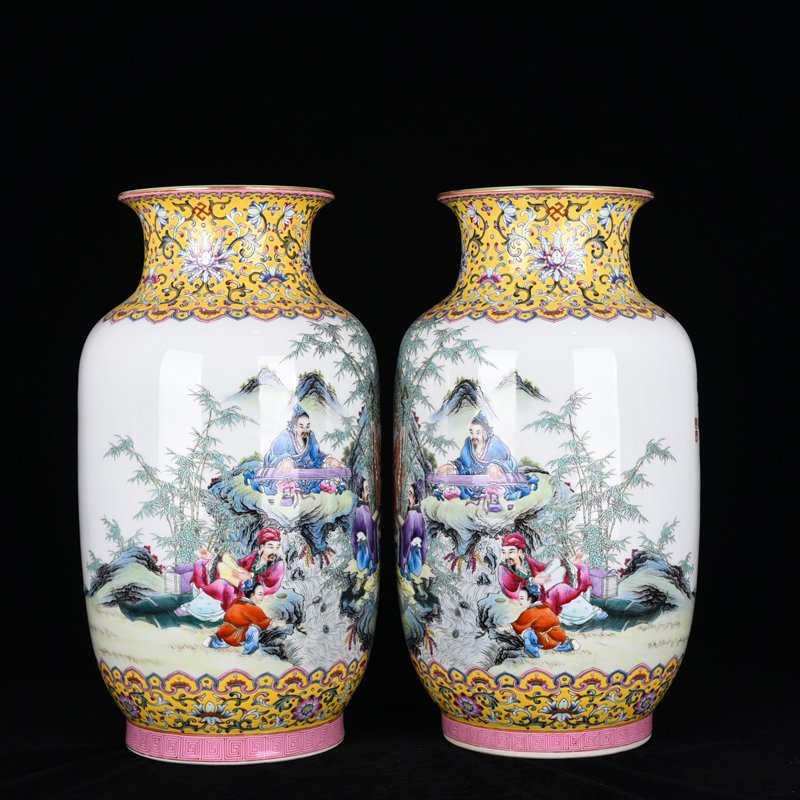 Qing Dynasty Qianlong pastel bamboo forest lantern vase