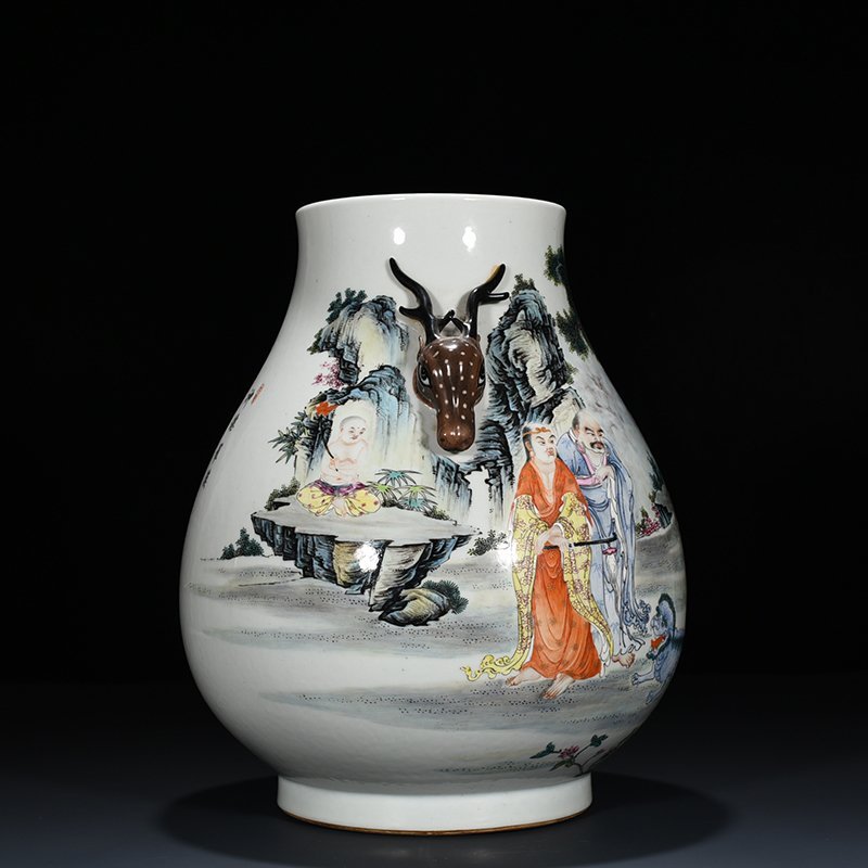 Qing Dynasty Qianlong pastel arhat figure pattern deer head statue