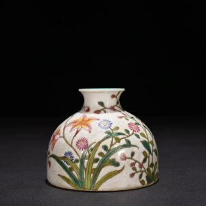 Qing Dynasty Qianlong Pastel Flower Pattern Taibai Zun