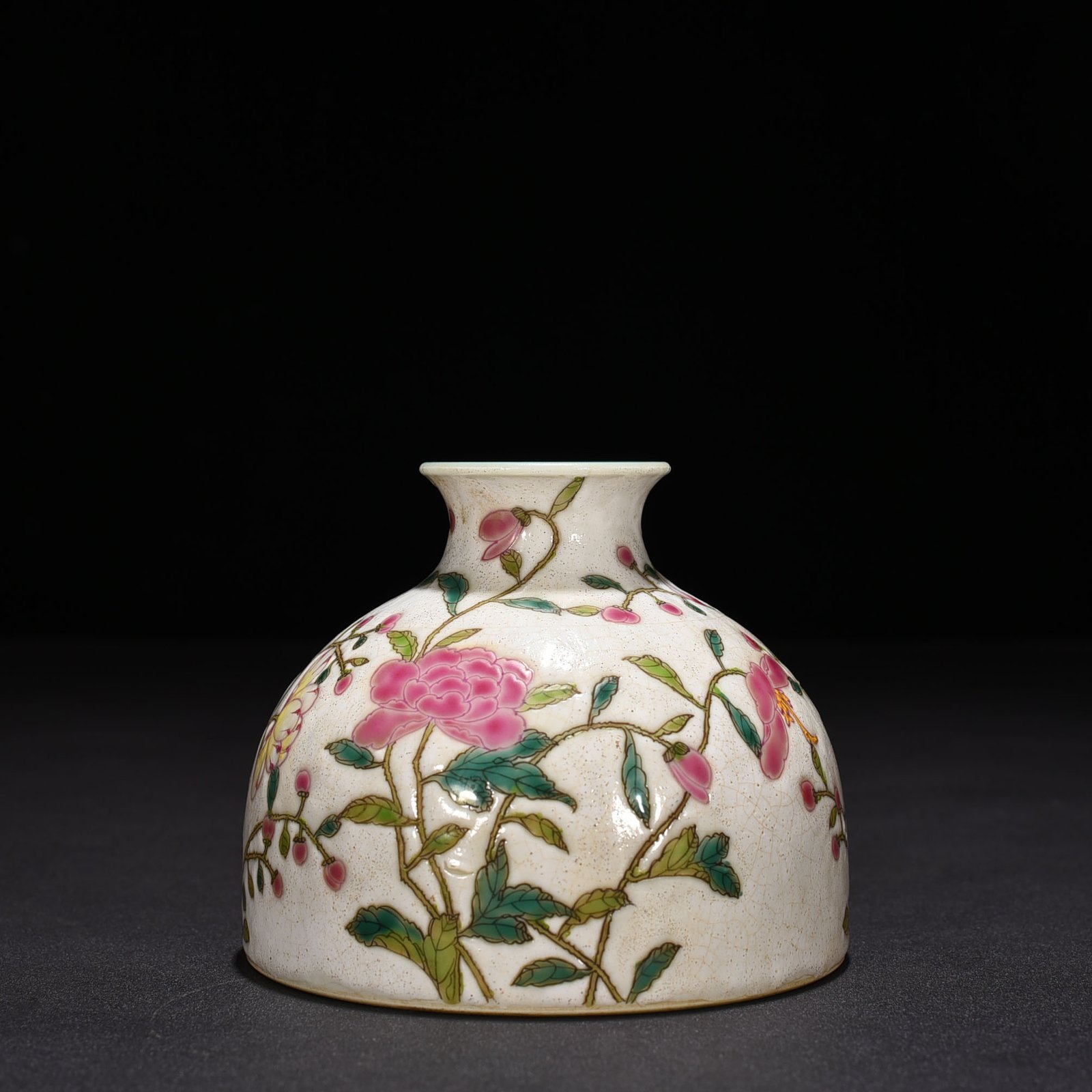 Qing Dynasty Qianlong Pastel Flower Pattern Taibai Zun