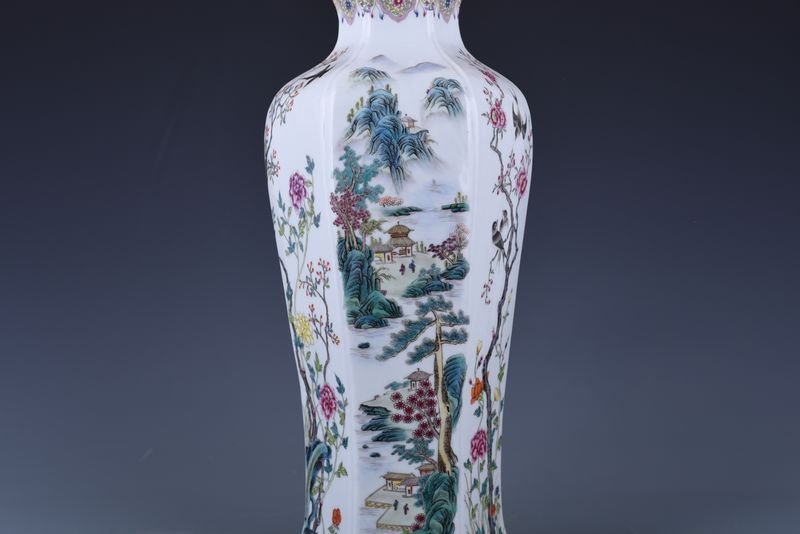 Qing Dynasty Qianlong pastel flower and bird landscape six-square vase