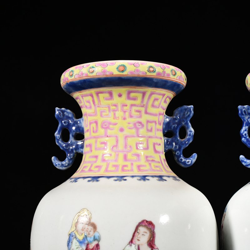 Qing Dynasty Qianlong pastel Western figure amphorae