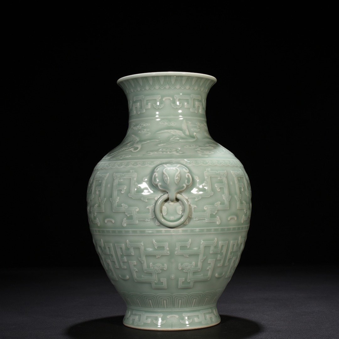 Qing Dynasty Qianlong pink celadon glaze engraved chilong pattern vase